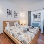 Apartament Karolvaz V *
