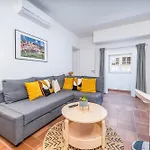 Apartament Karolvaz V