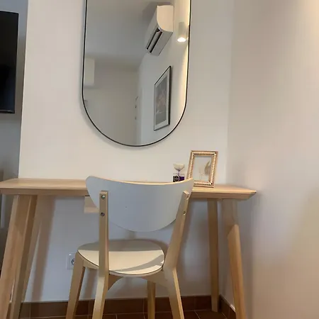 Apartamento Karolvaz V